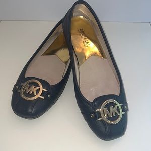 Michael Kors navy navy blue leather flats size 7.5